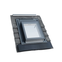 Wyłaz dachowy OKPOL WVB+T PVC V10 50×62 trzyszybowy VERSA